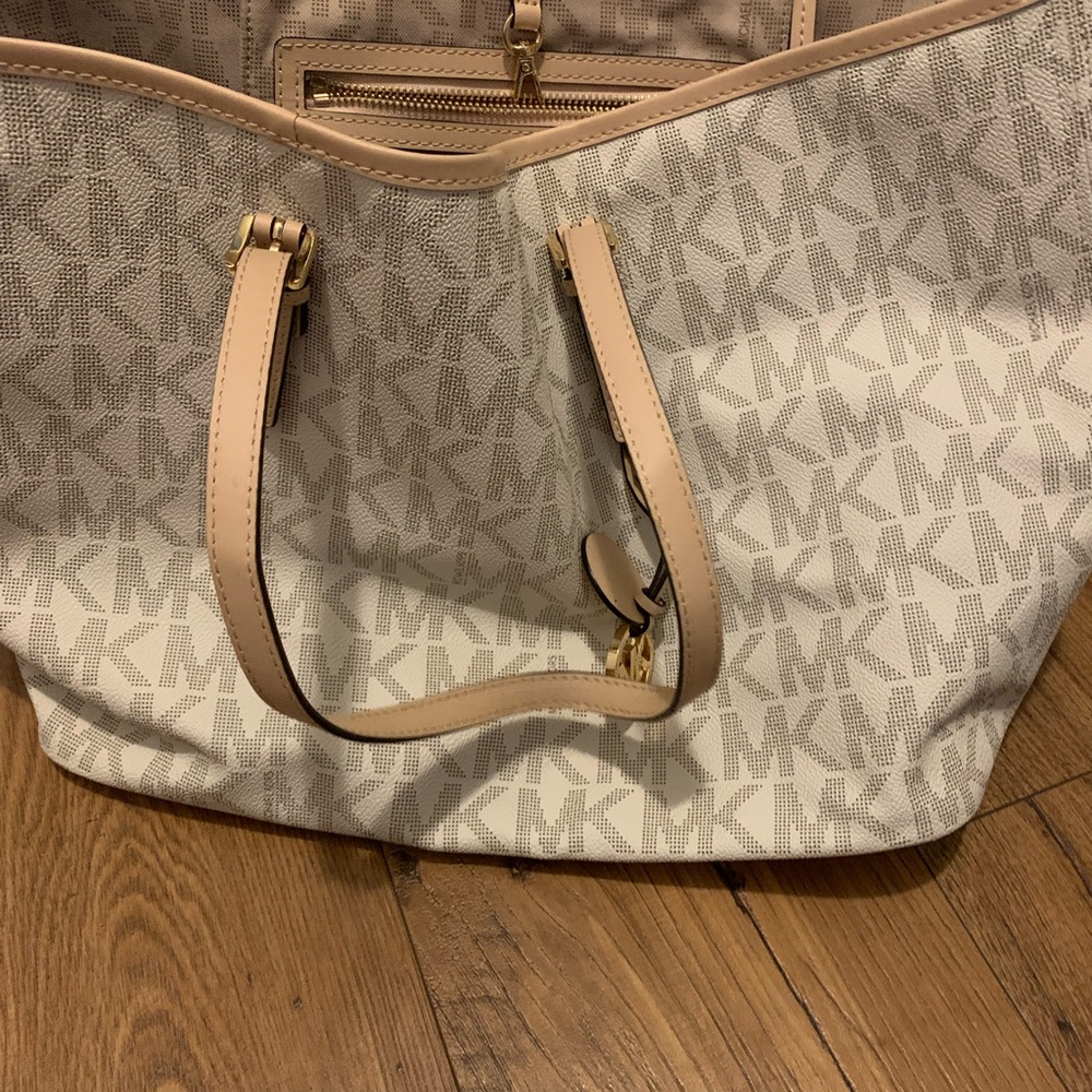 Michael Kors Beige and Cream Tote Bag